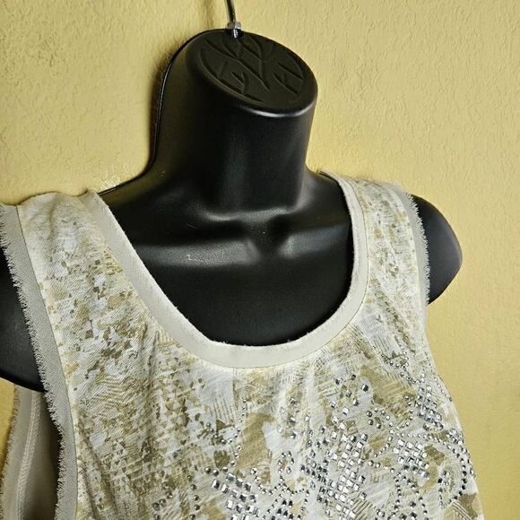 Miss Me High-Low Embellished Top - Picture 3 of 7